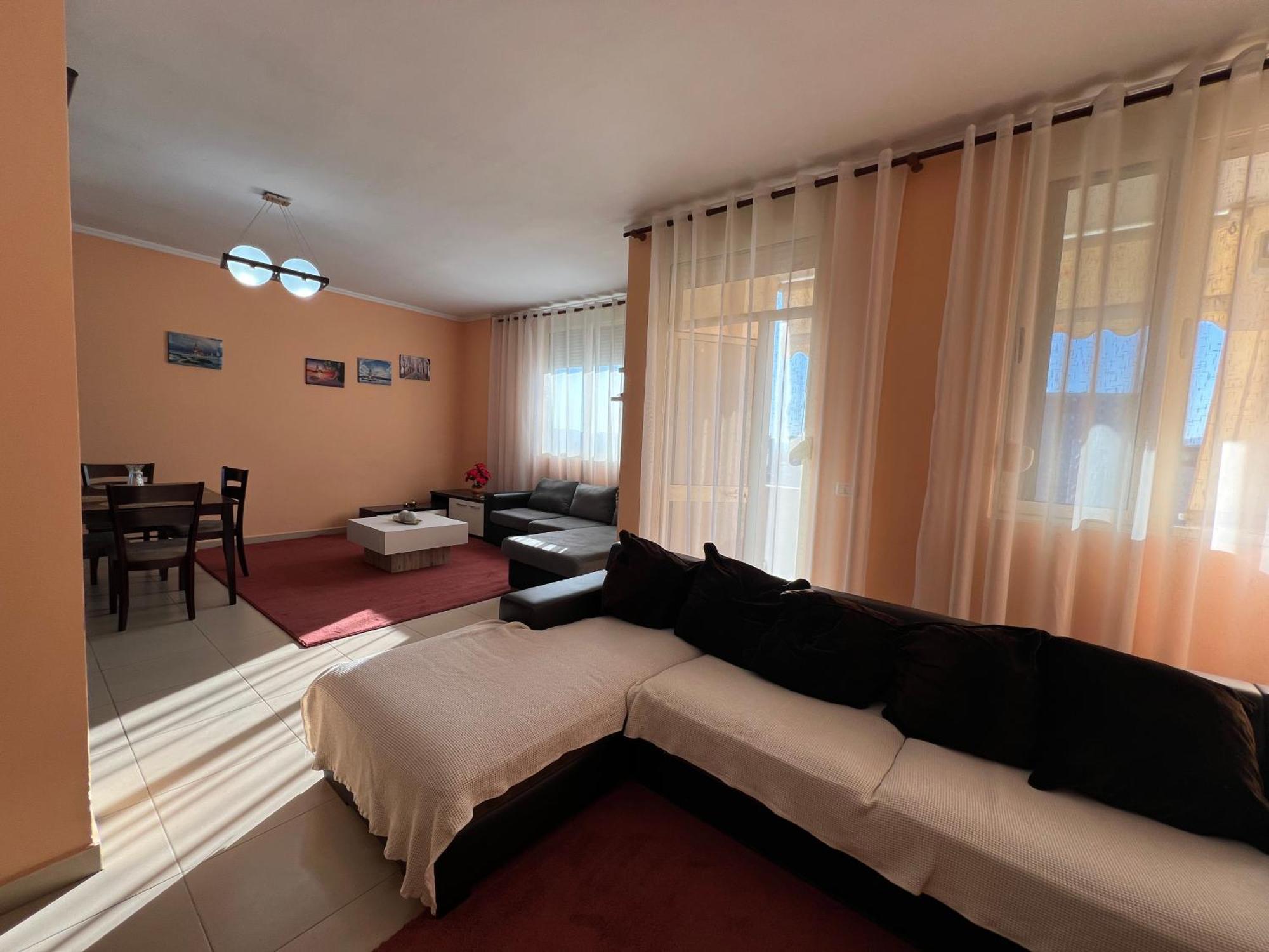 Elbasan Center Family Apartment N.42 Dış mekan fotoğraf